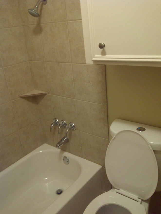 This is a picture of the bathroom at 106 Magnolia Lane, Conroe, Texas 77304